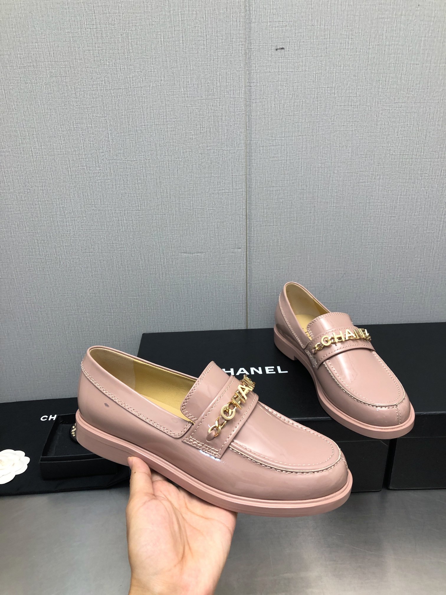 TOP CHANEL Flats with Letters - 4 Color