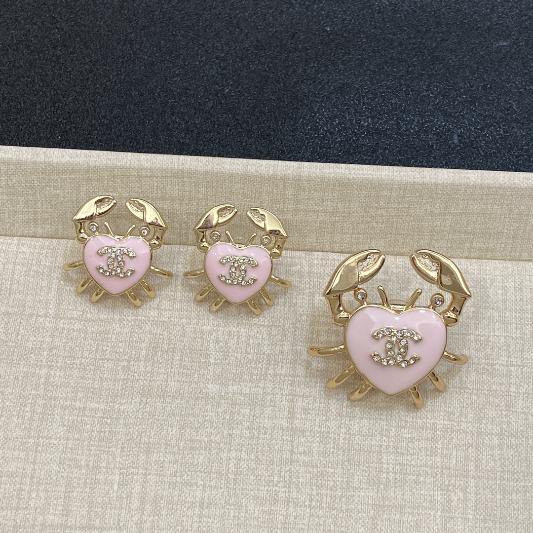 TOP CHANEL Love Brooch+Earrings - Pink