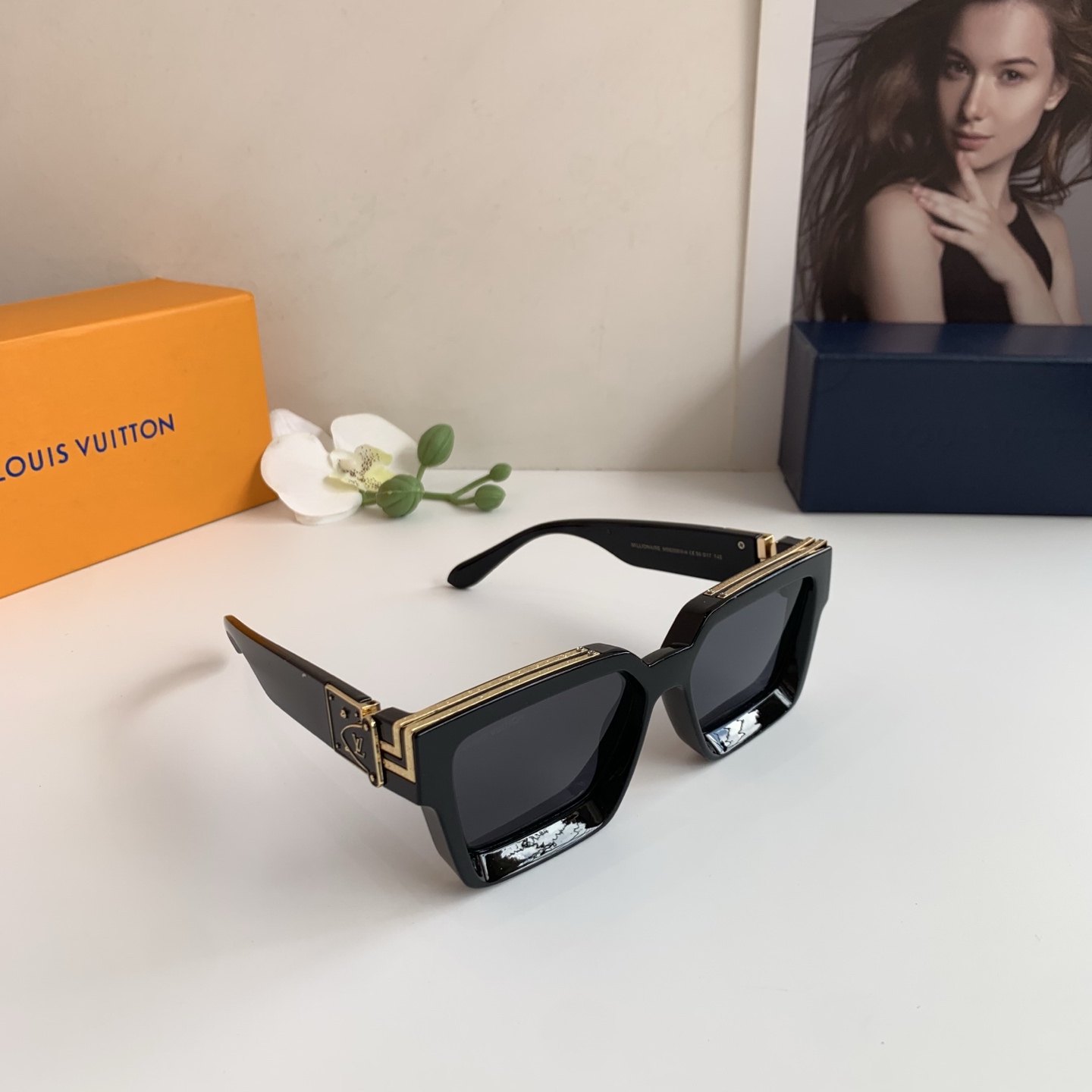 TOP Louis Vuitton LV Sunglasses - 3 Colors