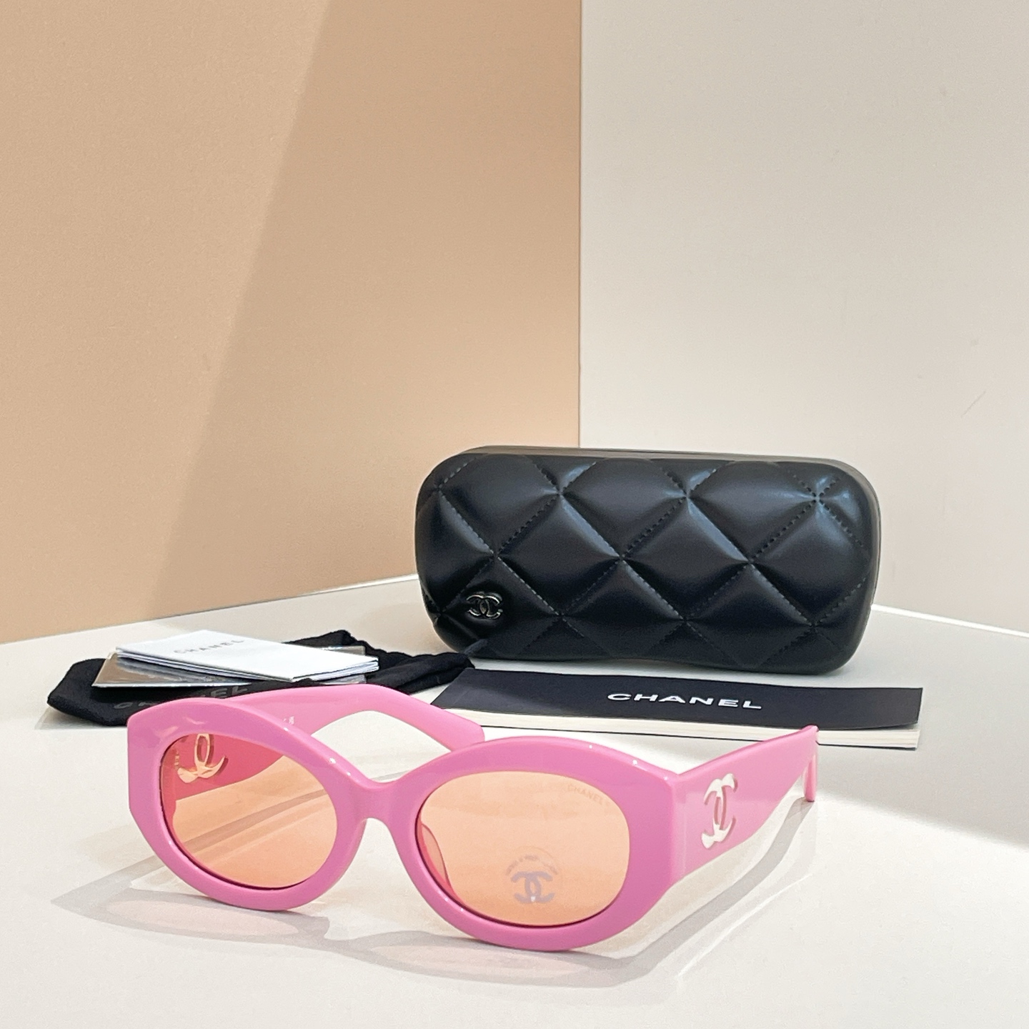 TOP CHANEL Sunglasses - 8 Colors