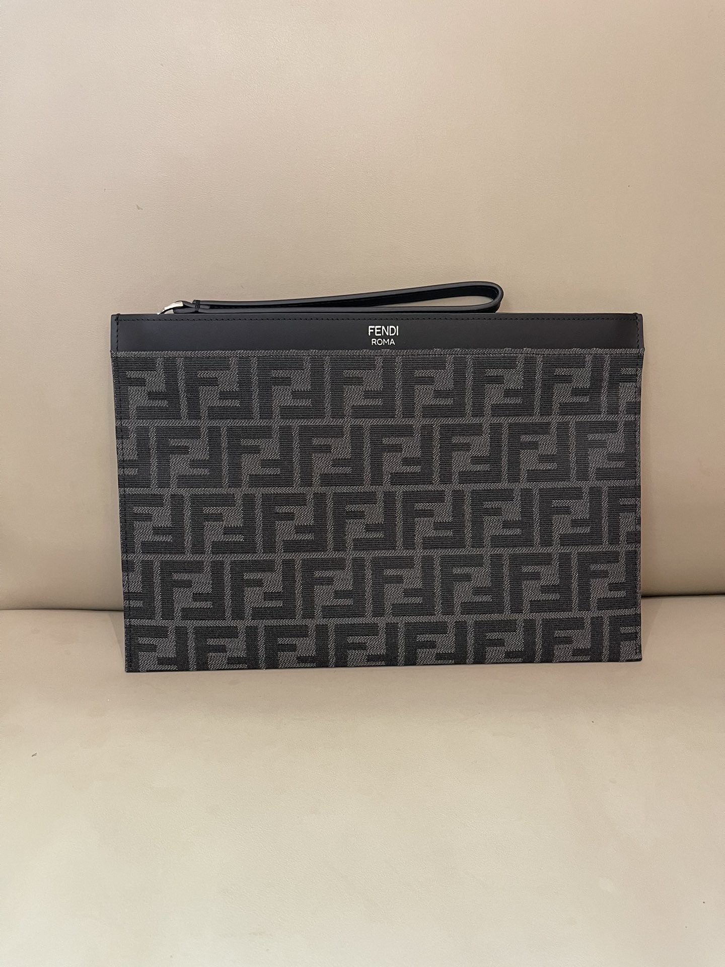 TOP FENDI Flat Pouch Bag 30x20cm/35x25cm - 2 Color
