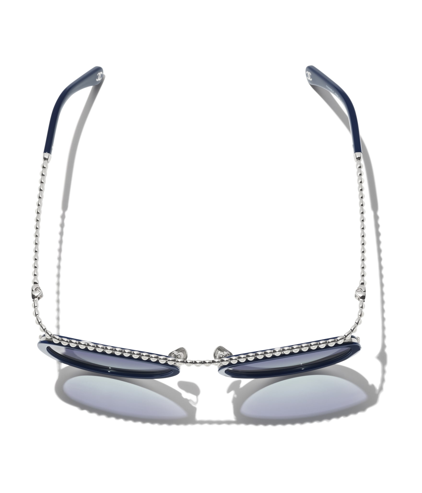 CHANEL Cat Eye Sunglasses A71775X08222S