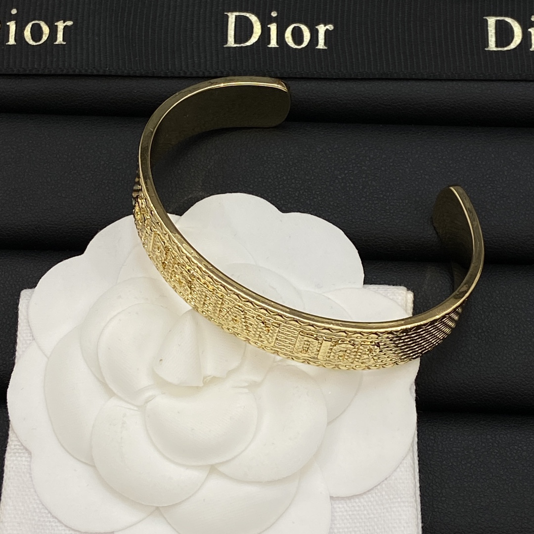 TOP Christian Dior Bracelet - Gold