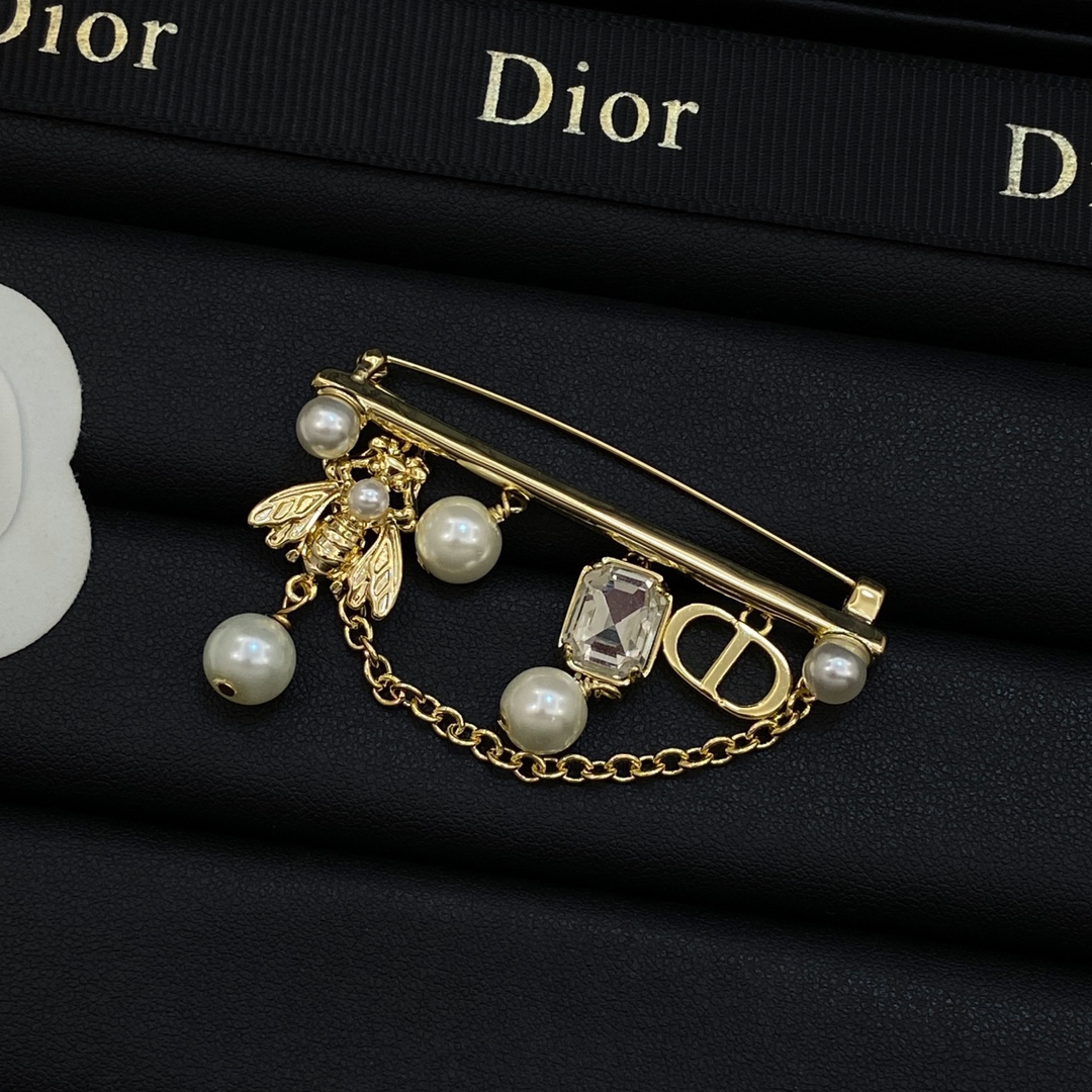 TOP Christian Dior brooch - Gold