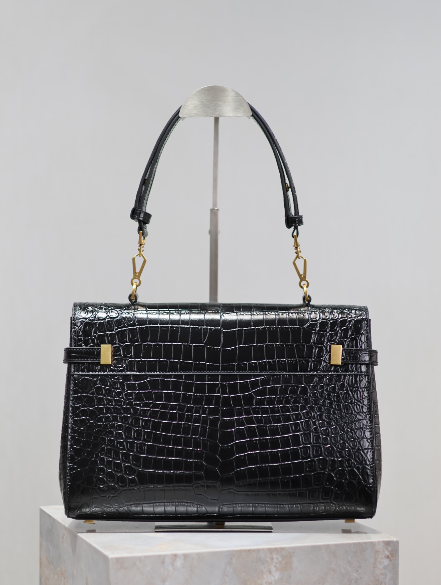 TOP Yves Saint Laurent YSL Manhattan Bag 32x23x10.5cm - Black&GHW