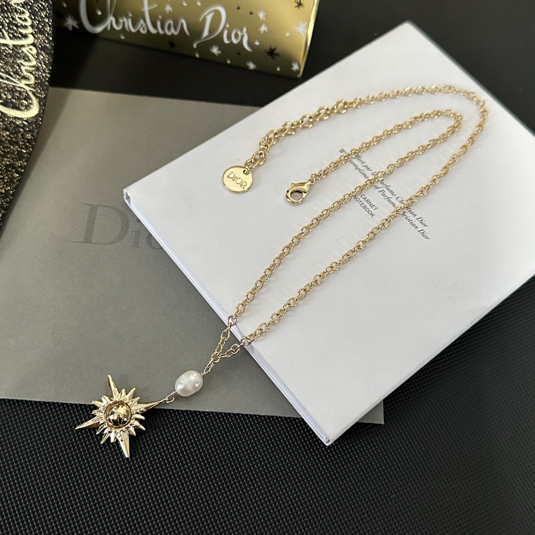 TOP Christian Dior Metal Sun Shape Pearl Stud Necklace