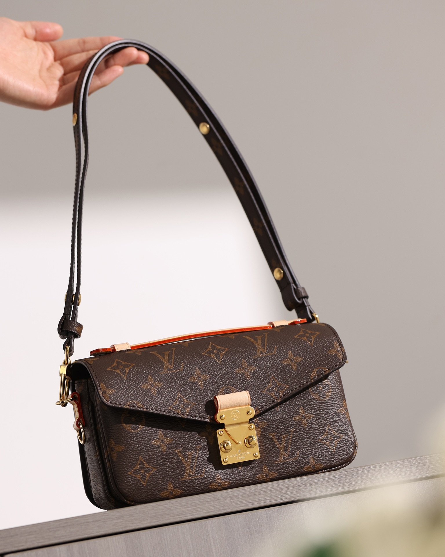 Louis Vuitton Micro Metis M81267