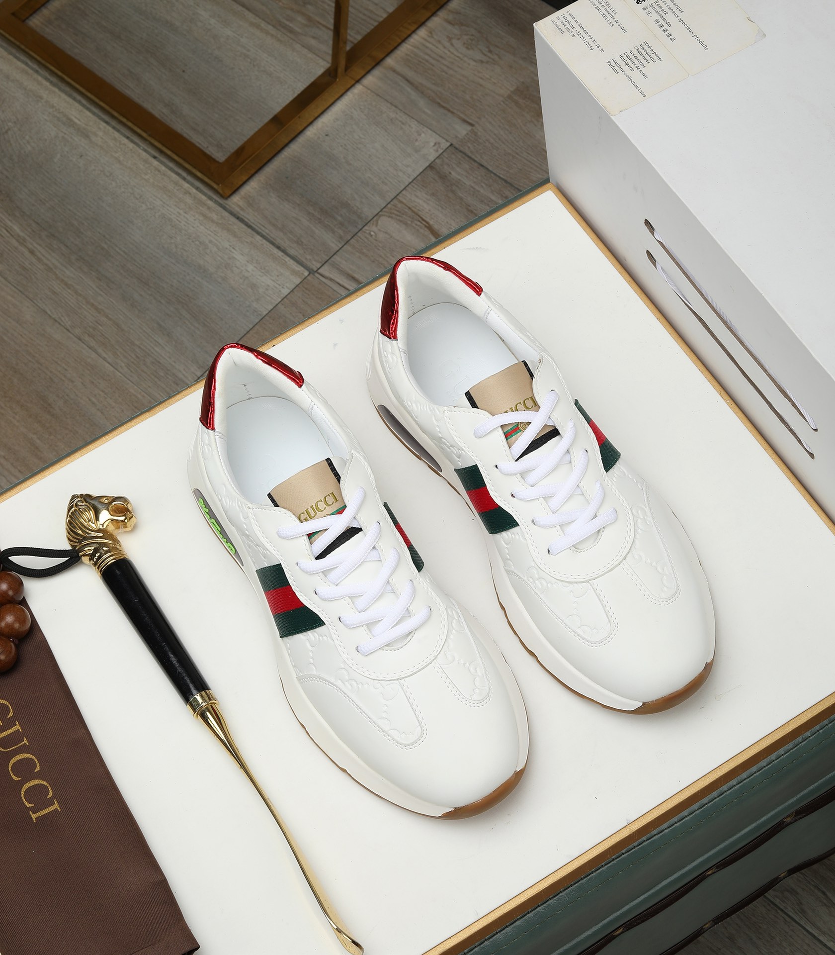 TOP GUCCI The Latest Couple's Sneakers - White