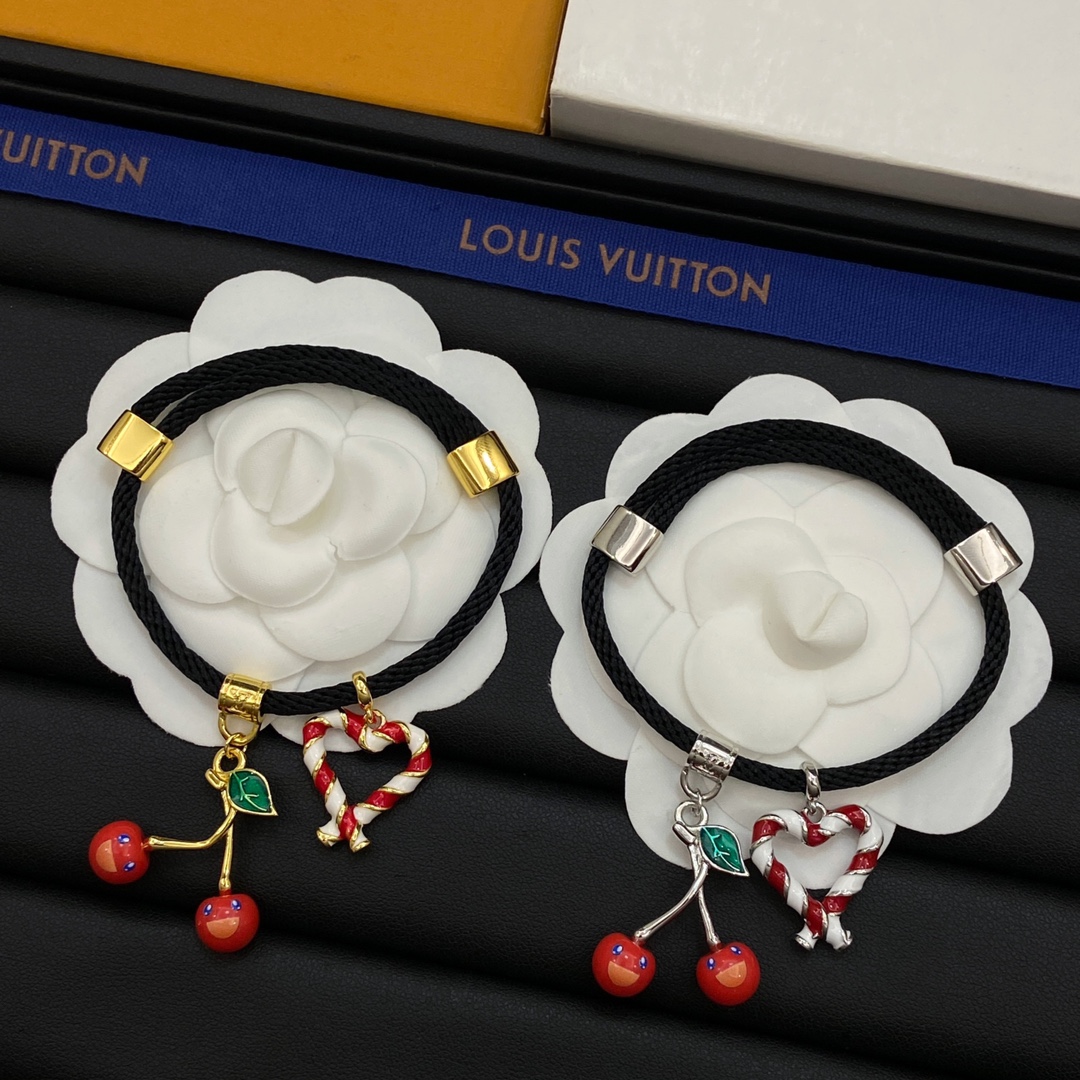 TOP Louis Vuitton LV Bracelet - 2 Colour