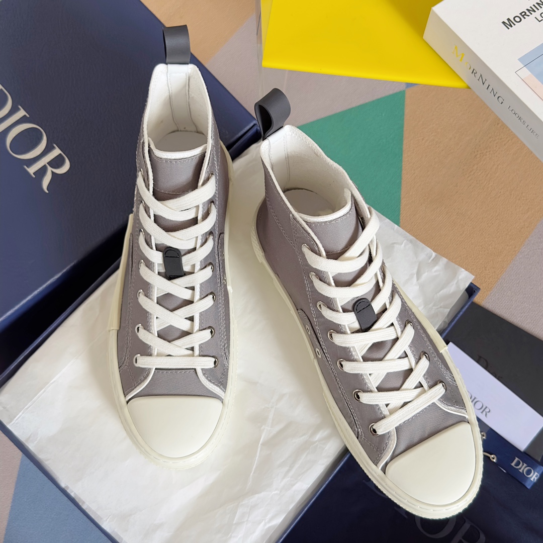 TOP Christian Dior B23 High Top Sneakers - Gray