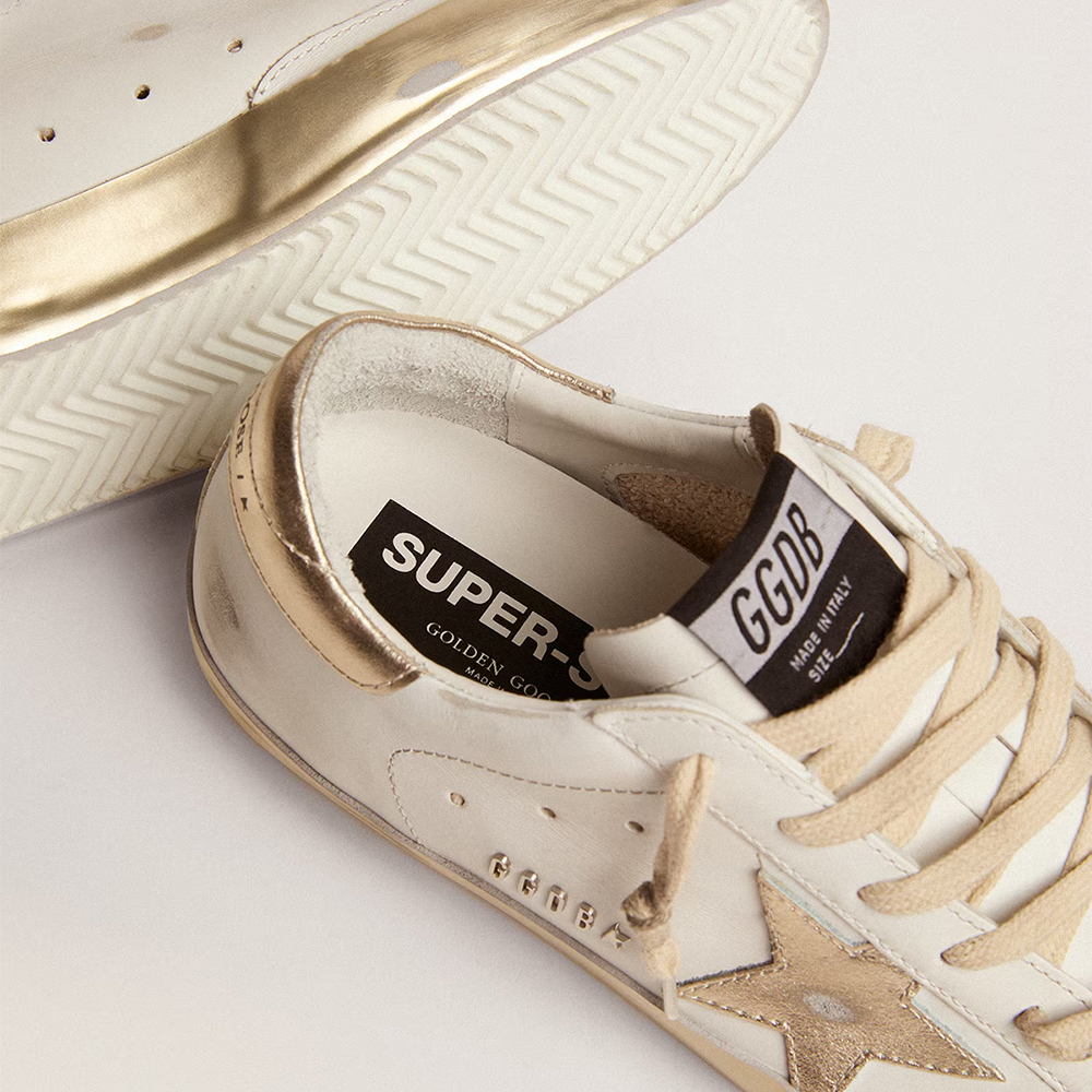 Golden Goose  Super-Star with gold sparkle foxing and metal stud lettering (Replica)