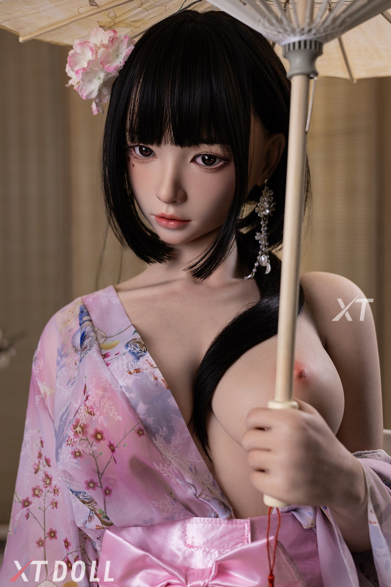 Yunxi: Japanese Virgin Sex Doll