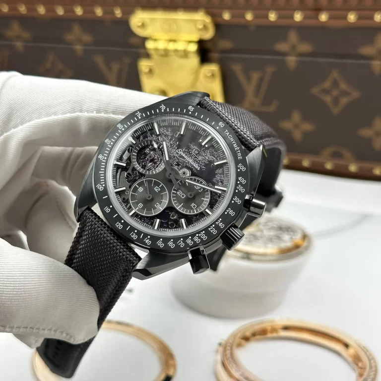 Omega Speedmaster 310.92.44.50.06.001 Dark Side of the Moon Watch 44.25mm – VIP Version