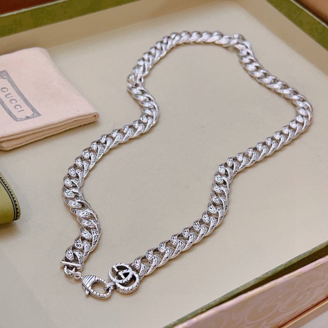 TOP GUCCI GG Necklace