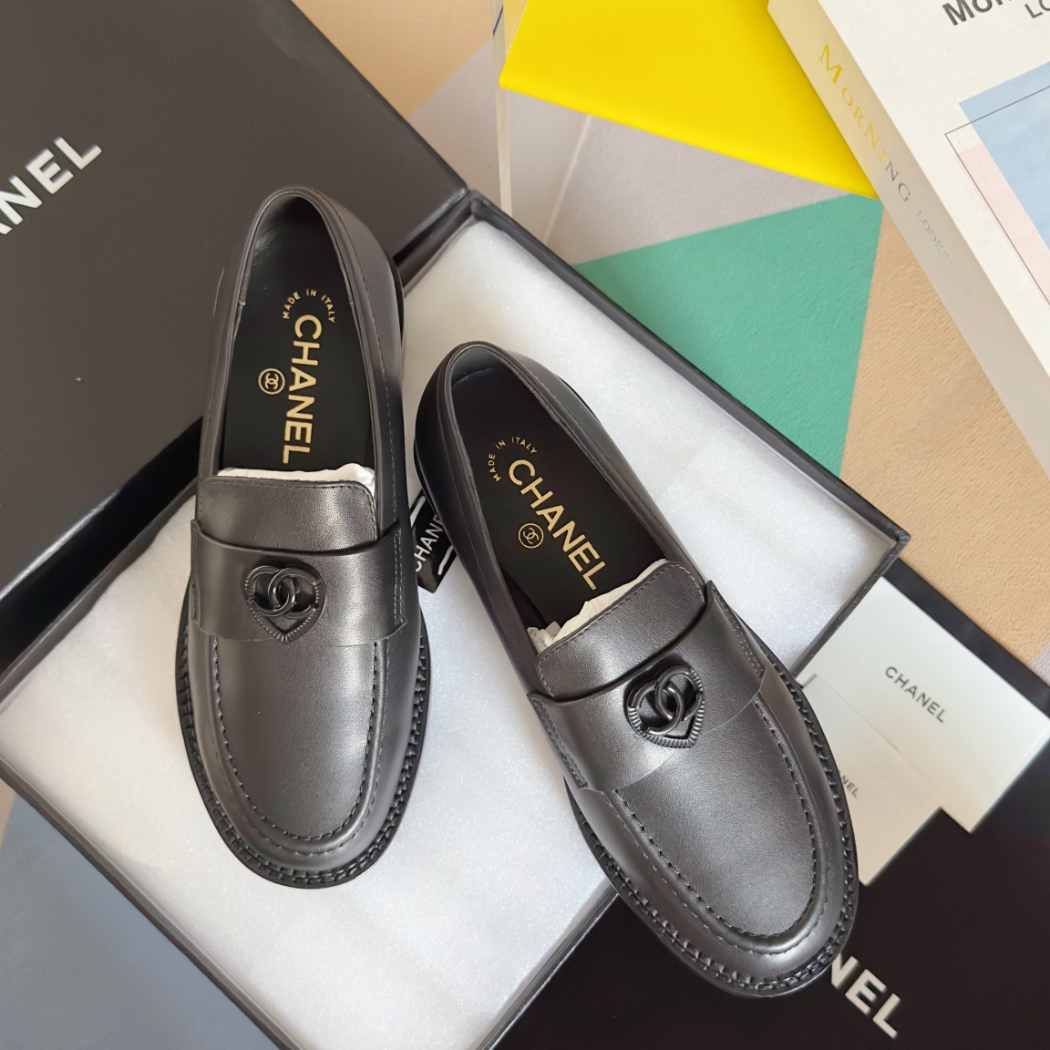 TOP CHANEL Love Loafers Cowhide - 2 Colors