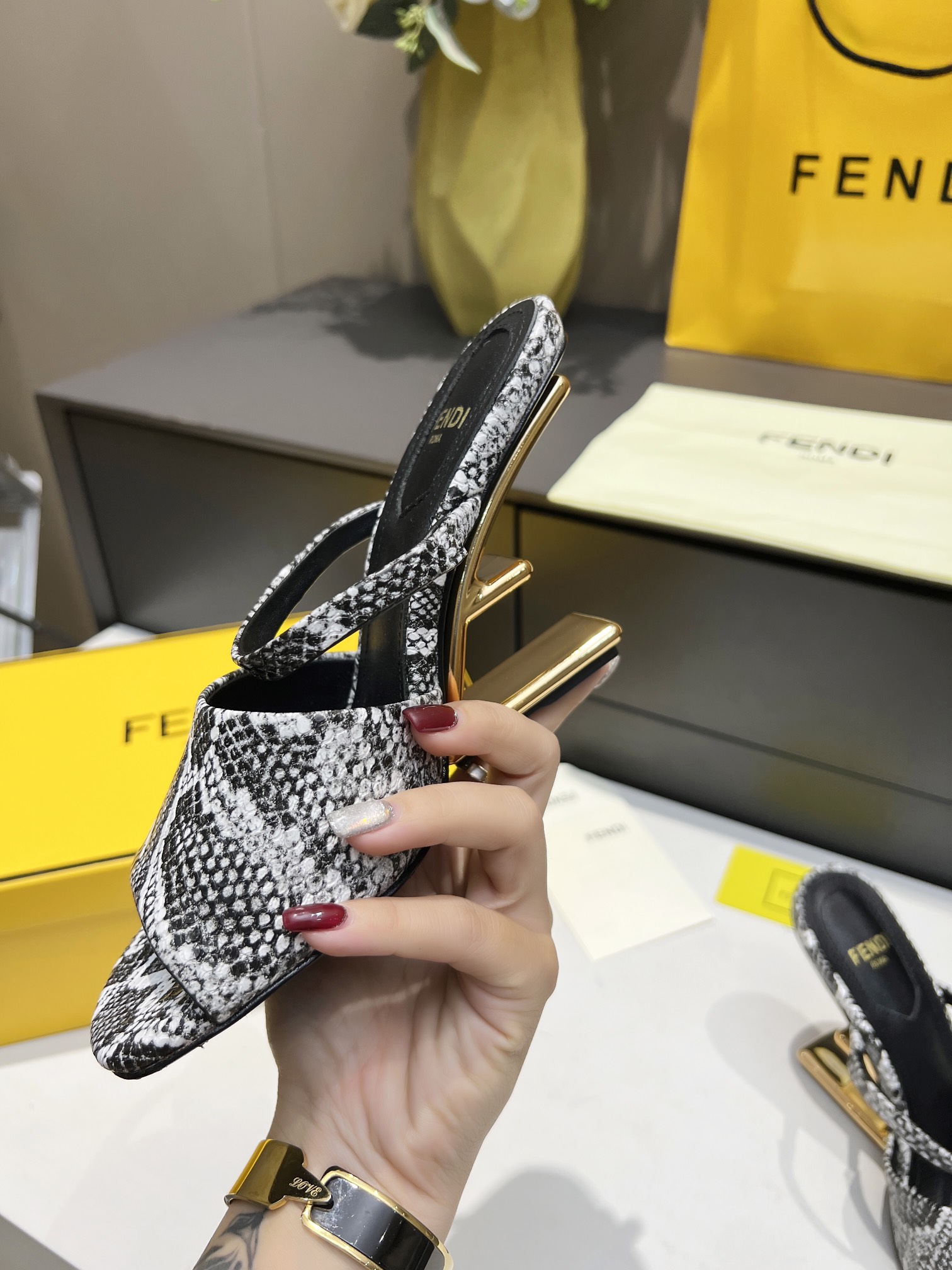 TOP FENDI First High Heel - Snakeskin