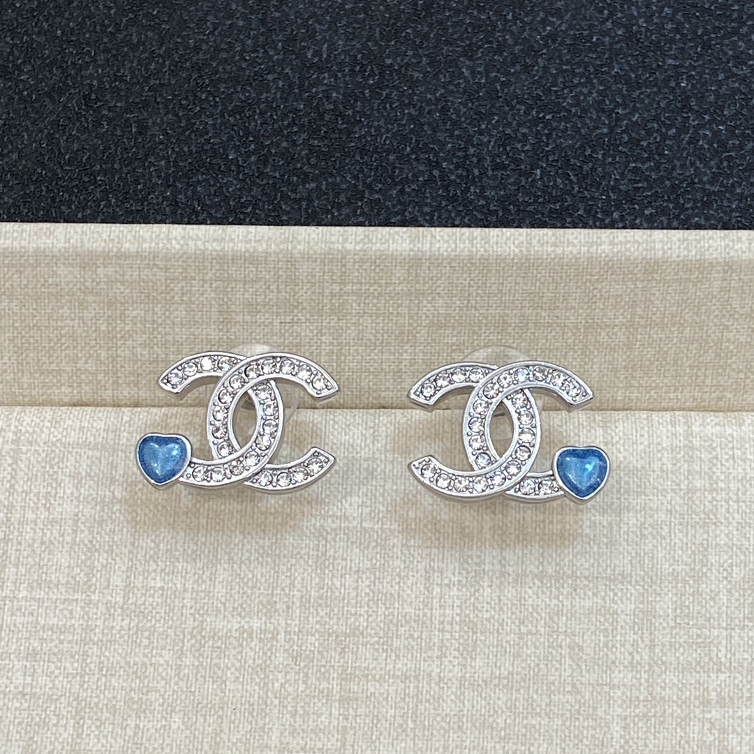 TOP CHANEL Earrings- 2 Colors