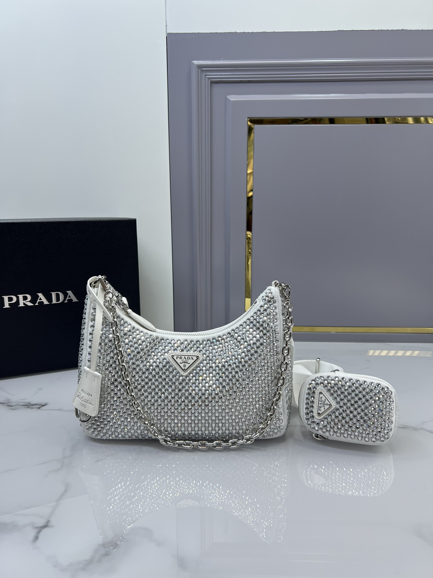 TOP PRADA Re-Edition 2005 Crystal full diamond Hobo Bags 22*18*6.5 cm - Five Colors