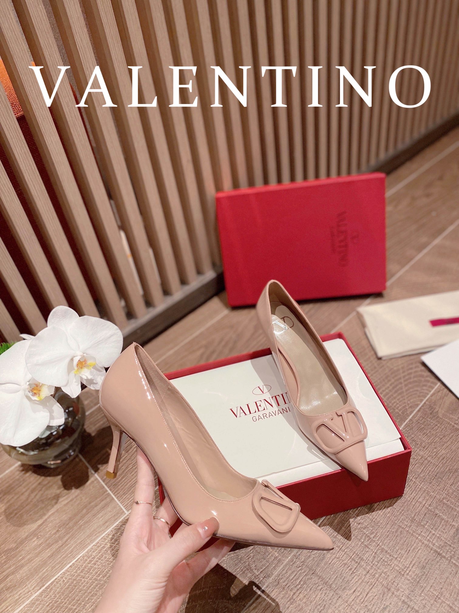 TOP VALENTINO High-heeled Pumps with Logo - 4 Color