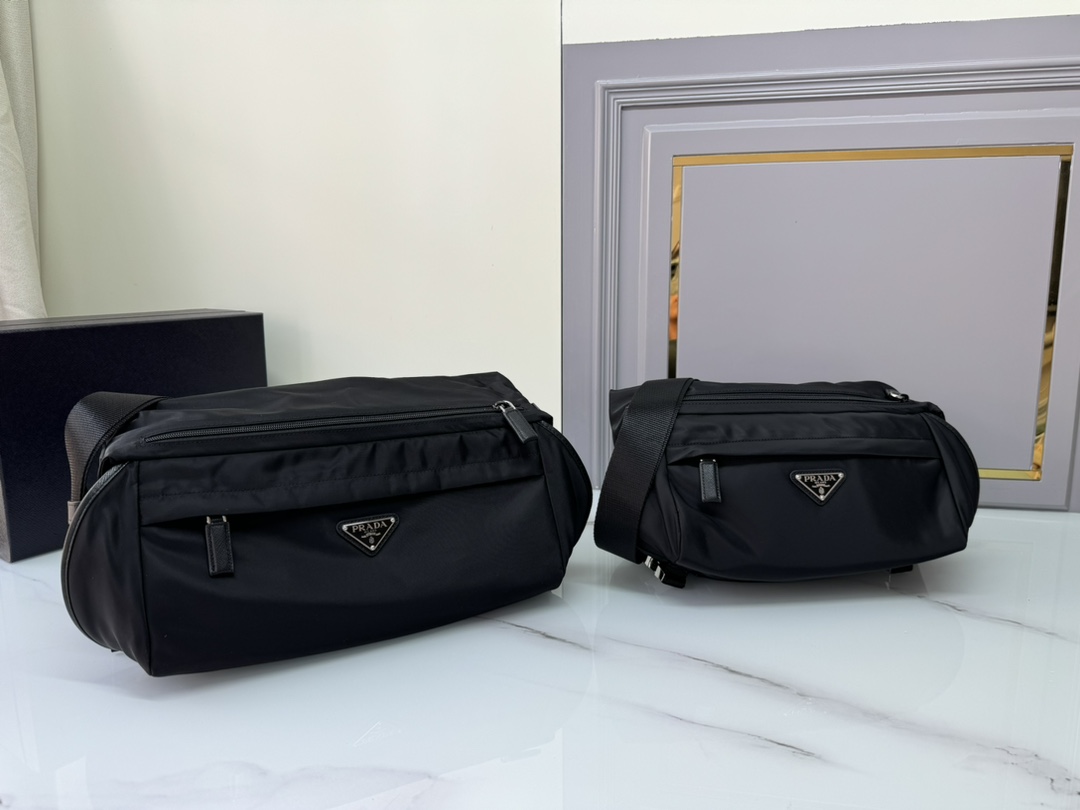 Top PRADA Flip-Top Messenger Bag Nylon And Saffiano Leather 27*15.5*14cm/32*18*16cm - Black