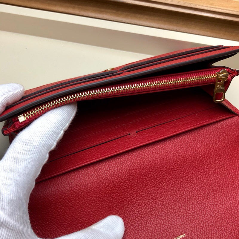 TOP Louis Vuitton LV  Sarah Empreinte Wallet - Red
