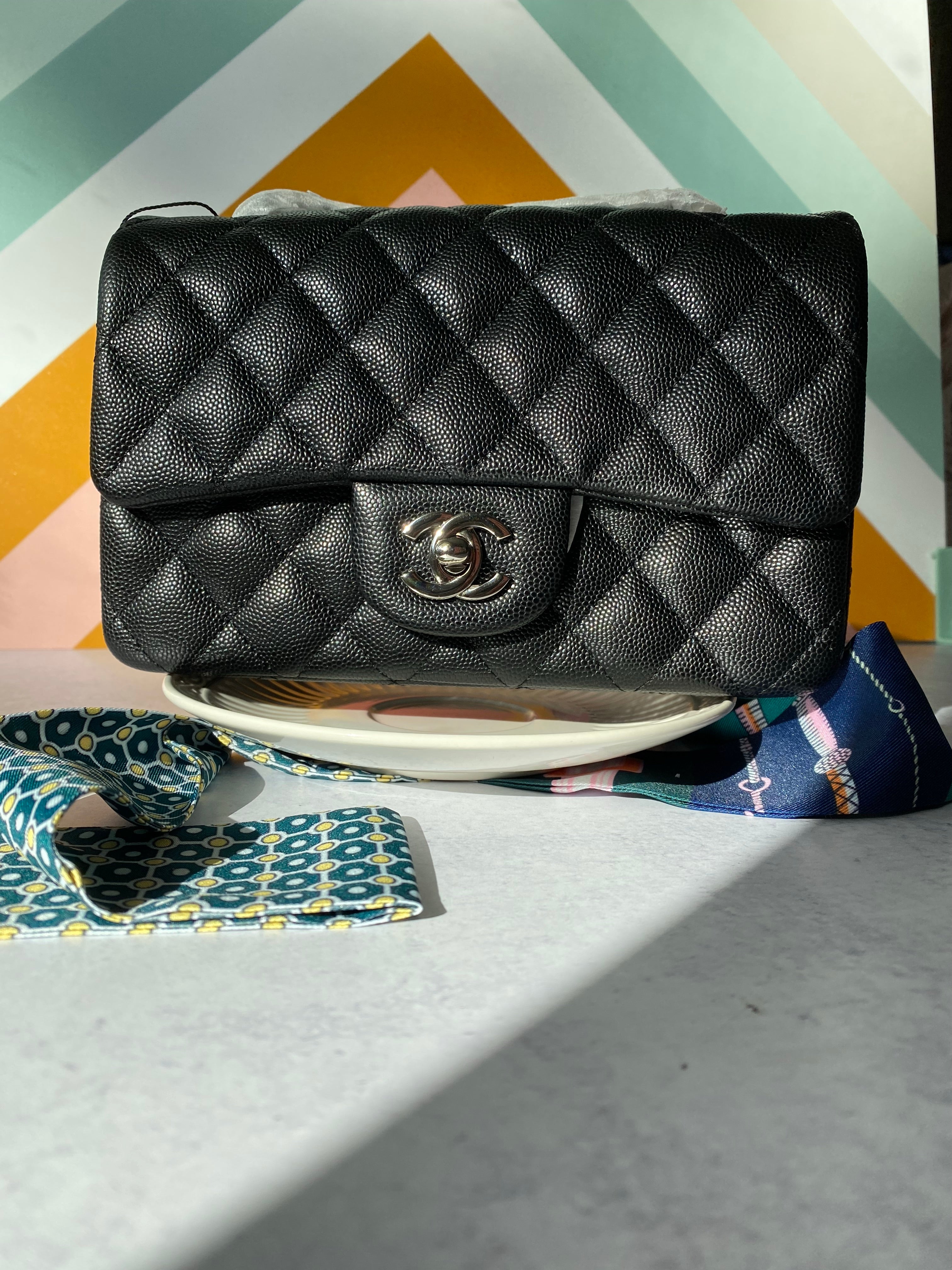 TOP CHANEL Classic Flap Bag Caviar Mini 20cm - Black & SHW
