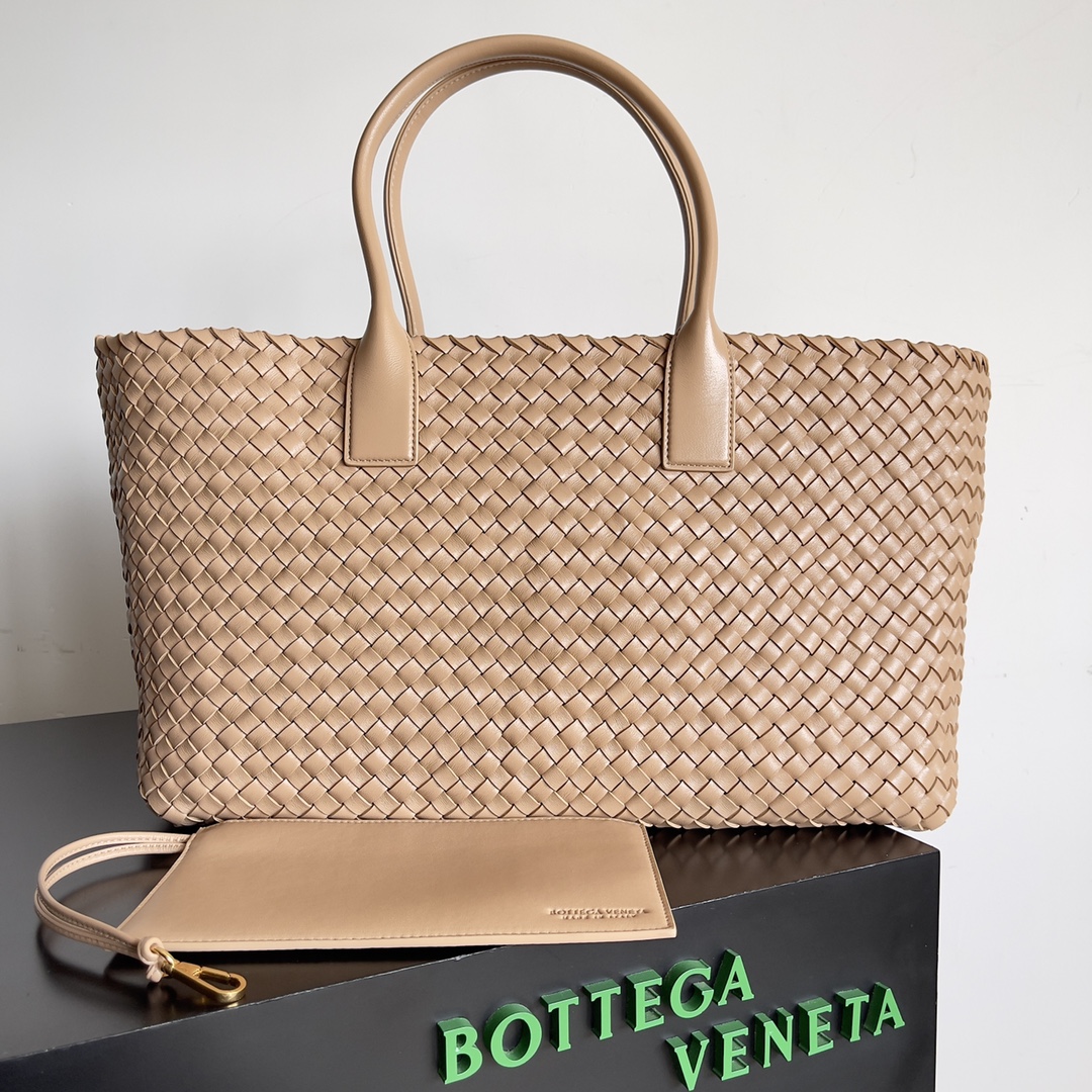 TOP Bottega Veneta BV Large Cabat Bags - Flesh pink