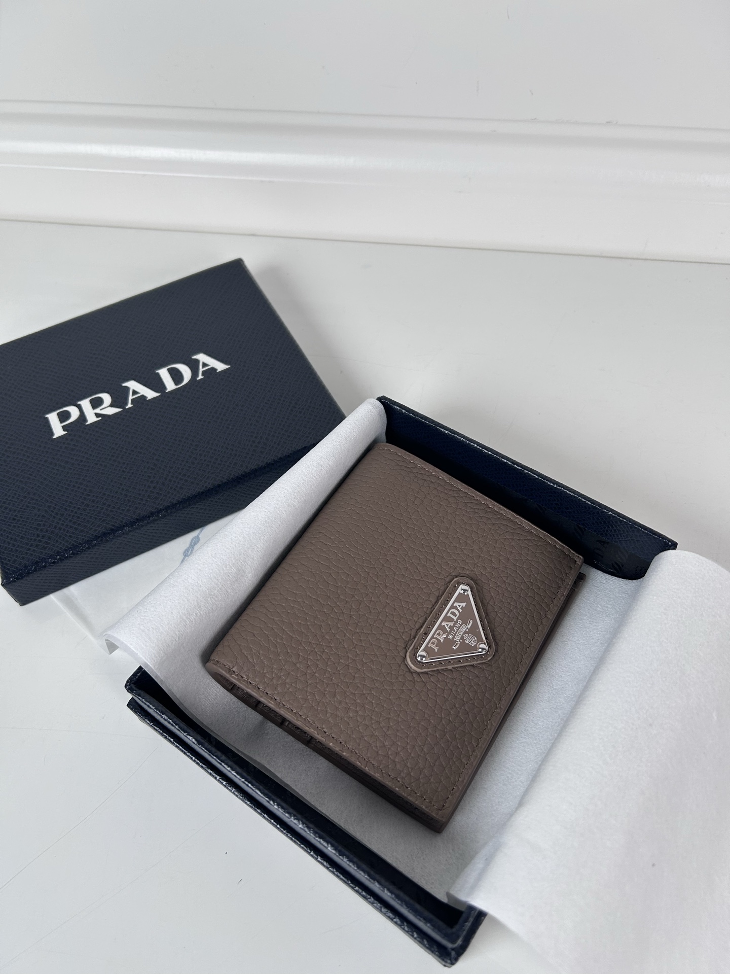 TOP PRADA Short Wallet 9×10cm - Brown