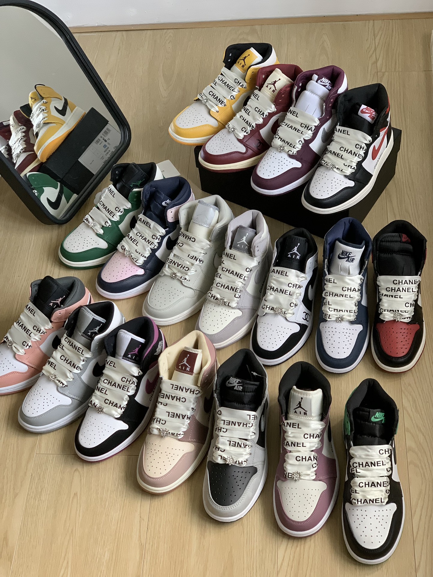 TOP CHANEL  and AJ Co - Branded Casual Shoes - 17 Colors