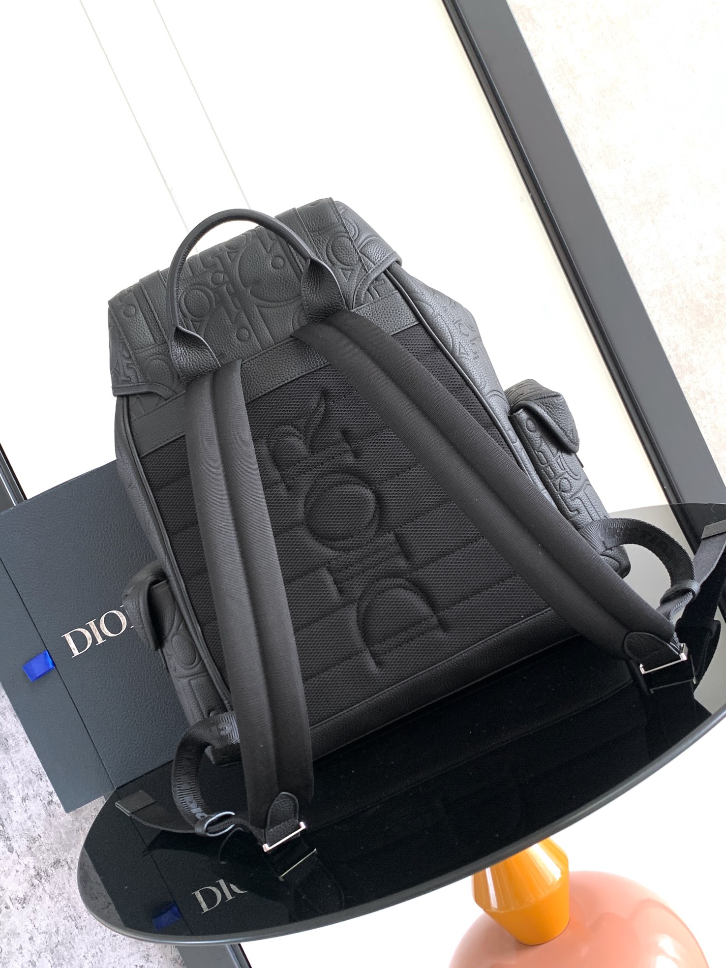 TOP Christian Dior Cow Leather Backpack 43 x 43 x 18 cm - Black