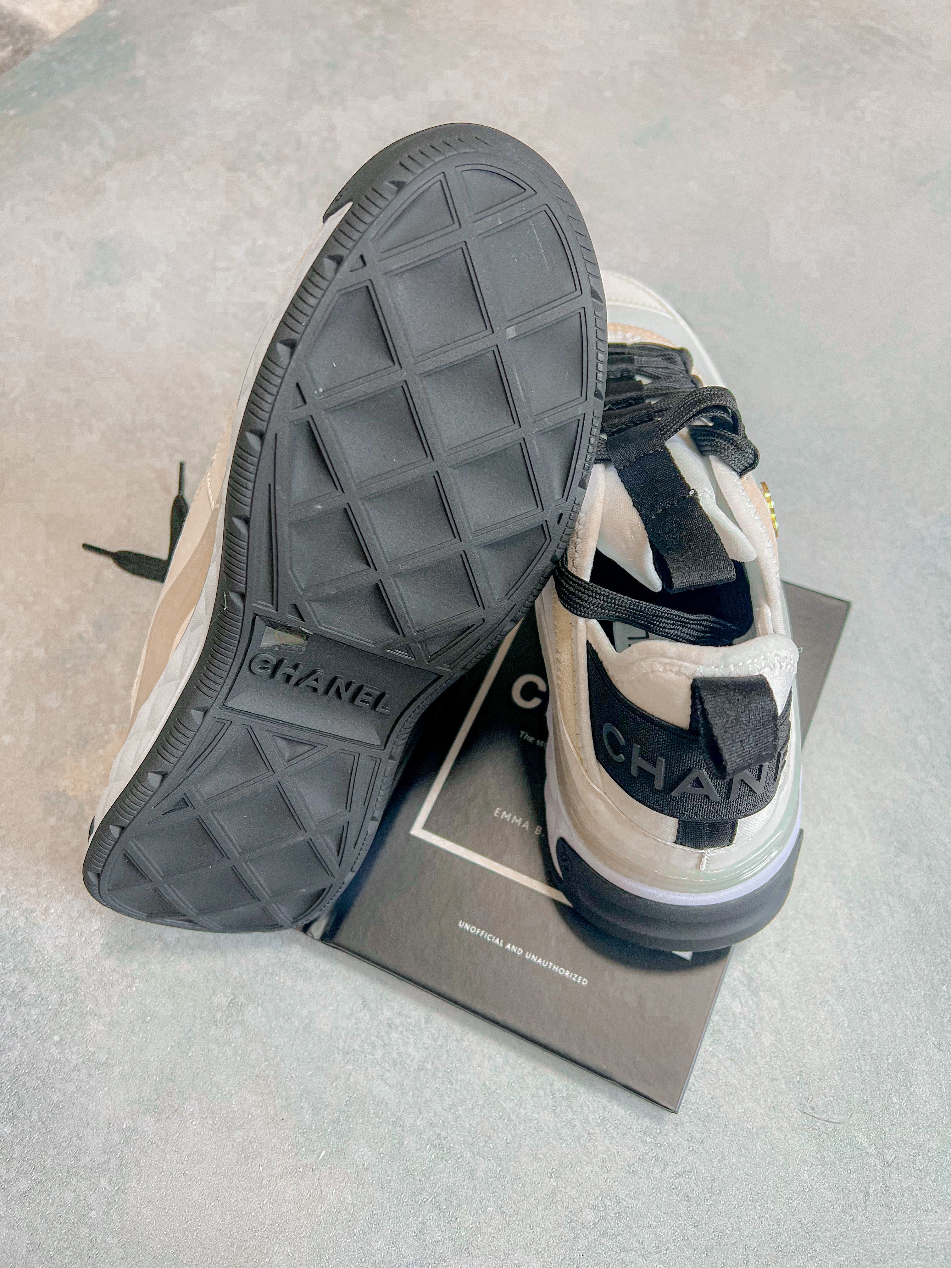 TOP CHANEL Trail Sneakers - Ivory/White/Black