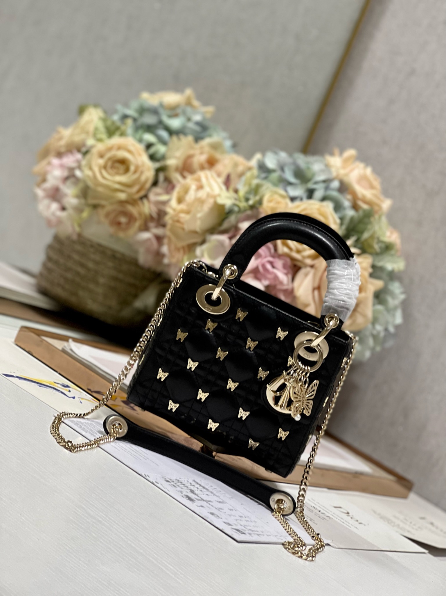 TOP Christian Dior Three-Panel Butterfly Spikes Lady Christian Dior Bags - 17x7.5x14cm - Black