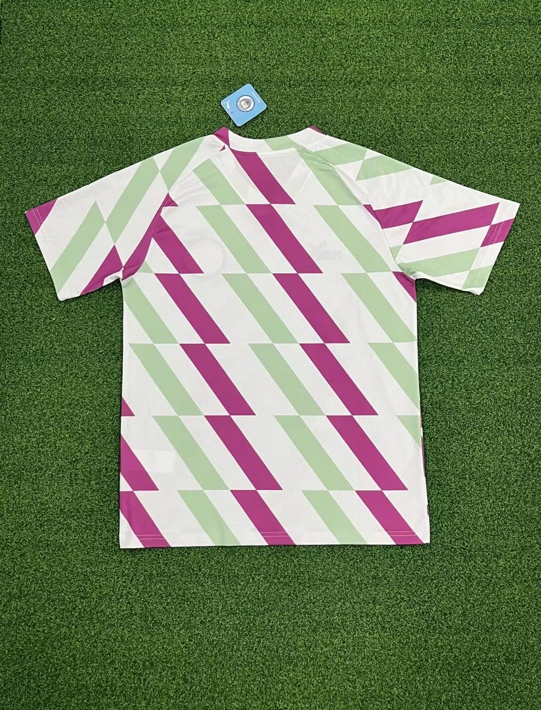 2425  Manchester City football jersey.Player embroidery version