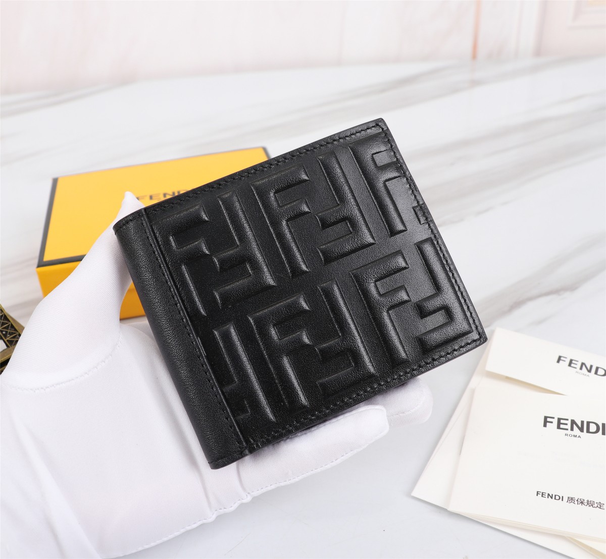 TOP FENDI Leather Mini Wallet - Black