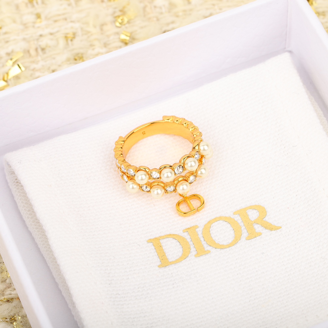 TOP Christian Dior CD Ring
