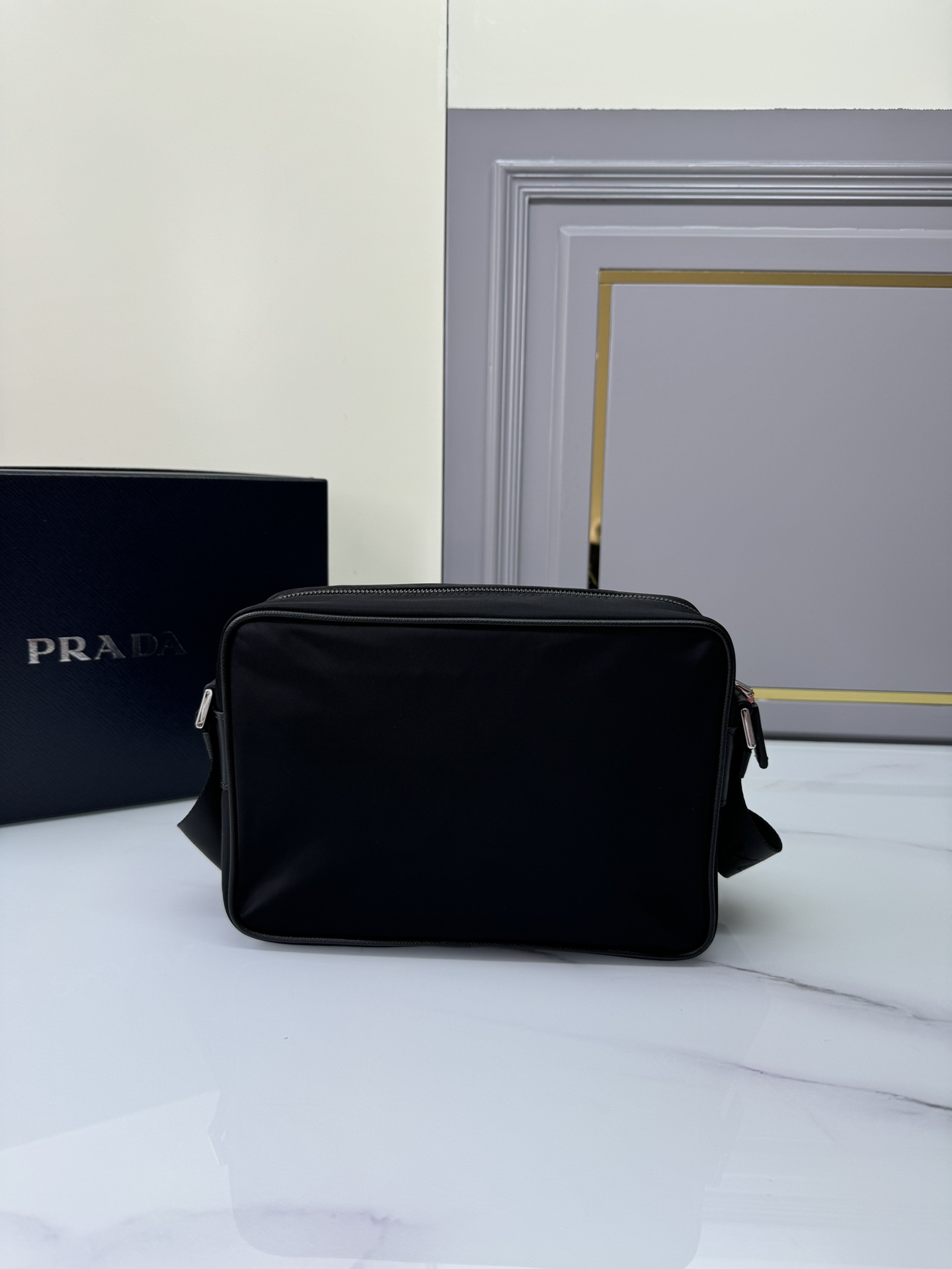 TOP PRADA Shoulder Bag Re-Nylon 23x16x7cm - Black