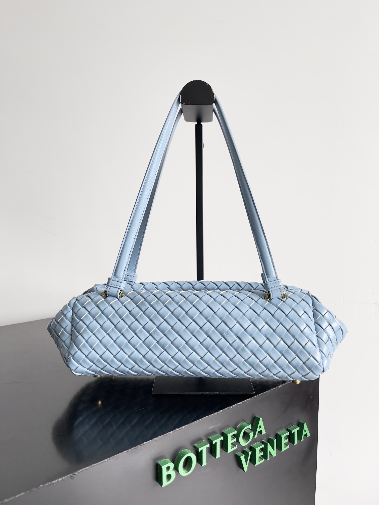 TOP Bottega Veneta BV Let's Go Shoulder Bag 37x13x11.5cm - 3 Colors