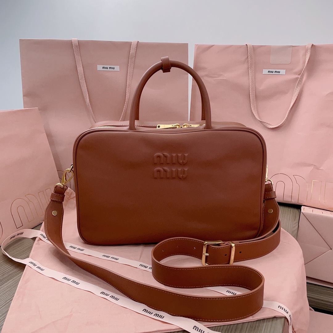 TOP Miu Miu Calfskin Briefcase 34 x 23 x 11  cm - 4 Color