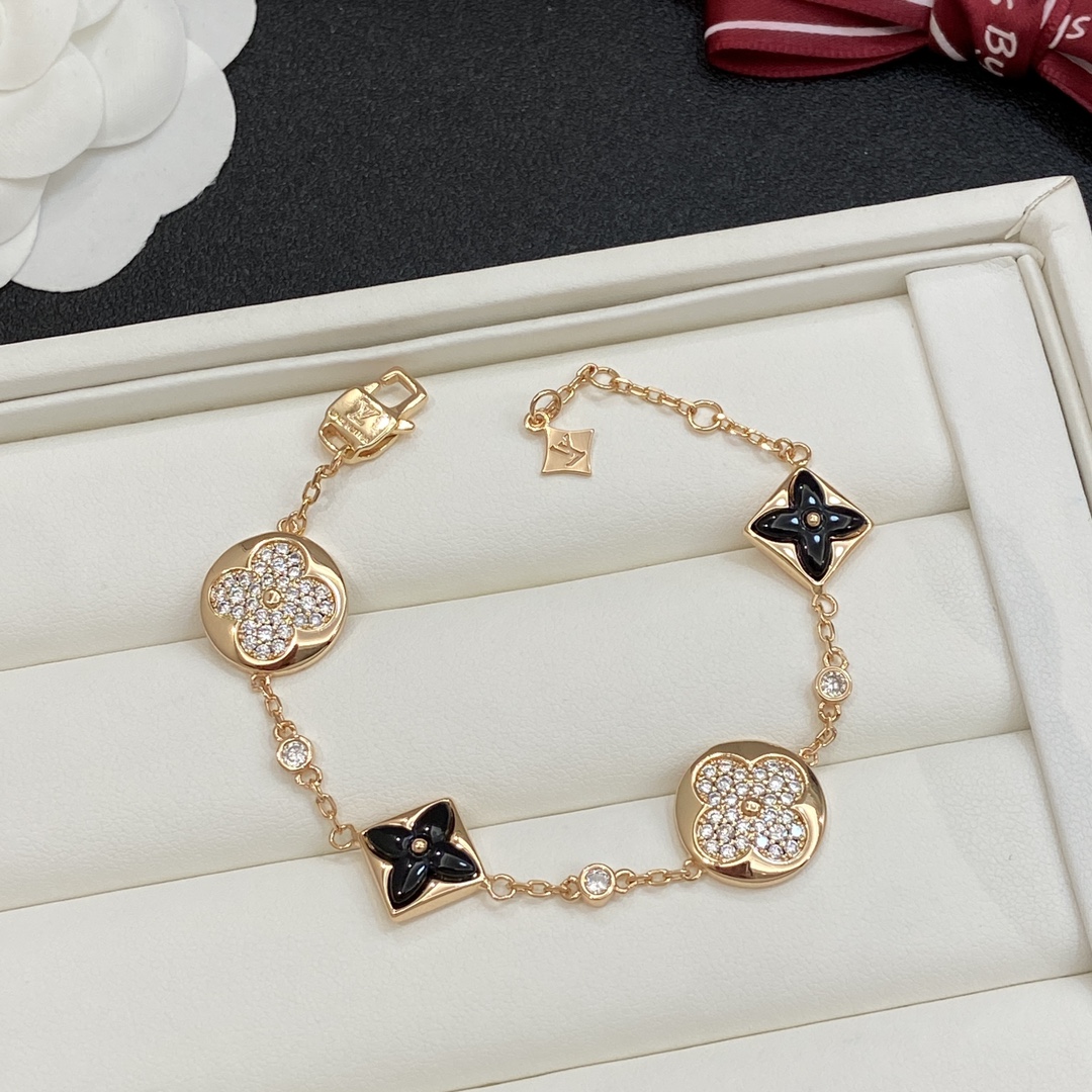TOP Louis Vuitton LV Bracelet - 3 Colors