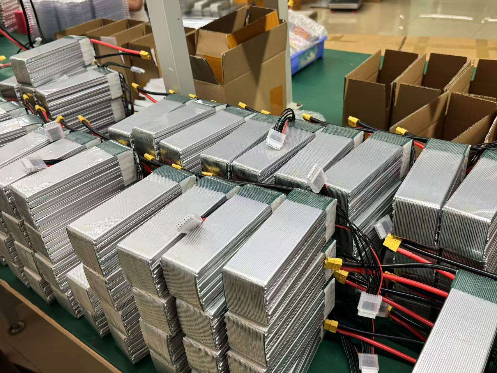 LIPOWER Solid State Lithium Polymer UAV Battery Pack 16Ah 6S 12S 18S - lipowbattery