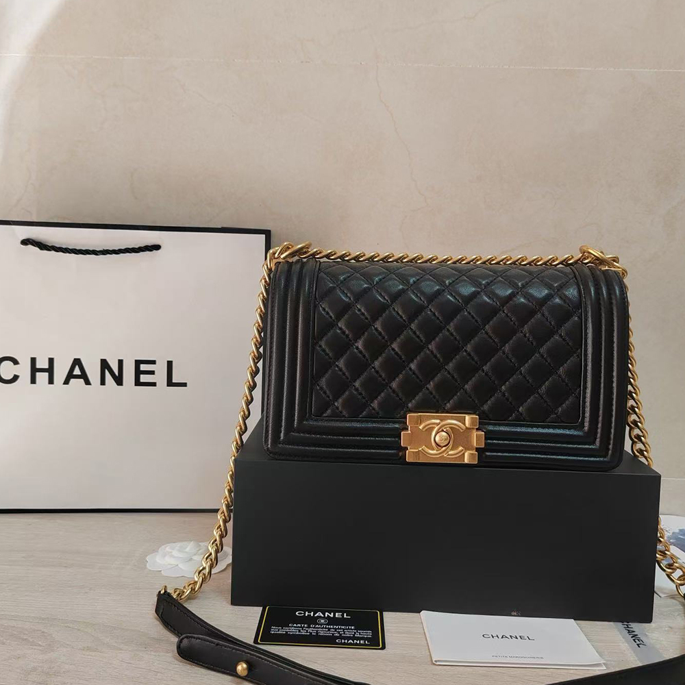 Chanel Large Boy Flap Bag (Replica)