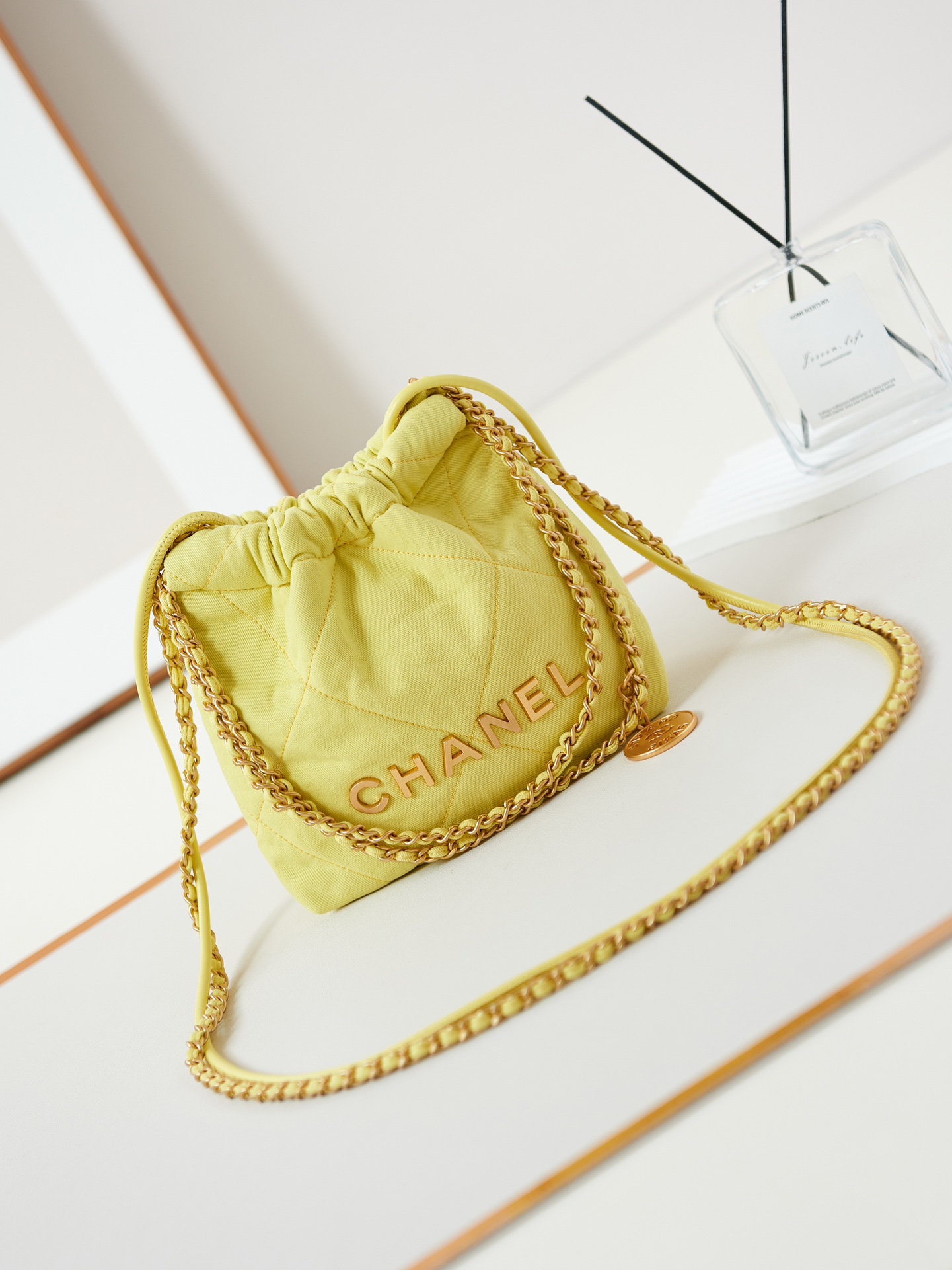 TOP CHANEL Canvas 22 Bag 20x19x6cm/35x37x7cm - 3 Colors & GHW