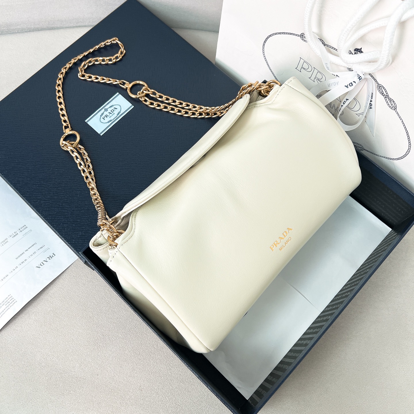 TOP PRADA Tumulte Bag Nappa Leather 24x13x13cm - 3 Color