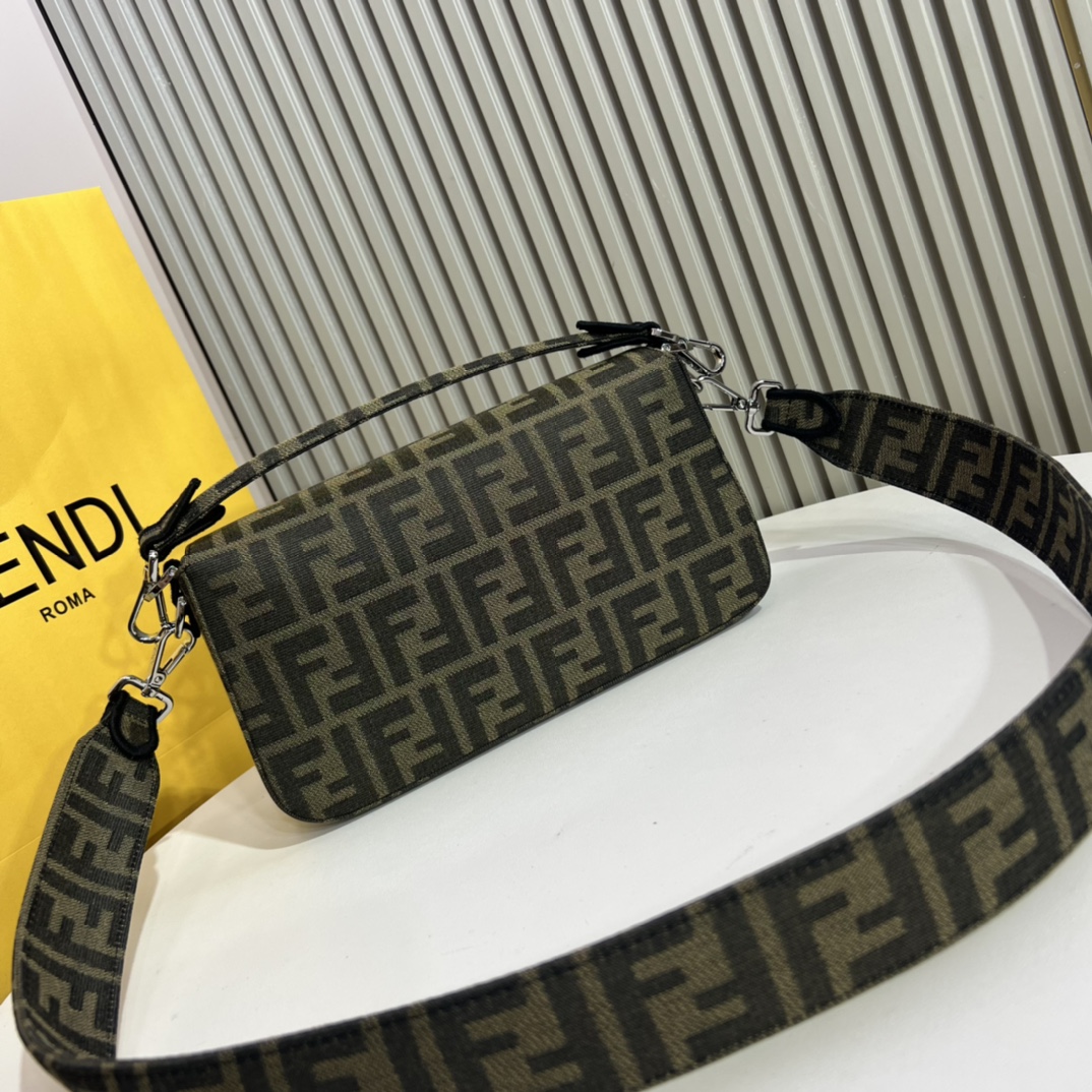 TOP FENDI x FRGMT x Pokémon FF Baguette Bag 27x15x6cm - Brown