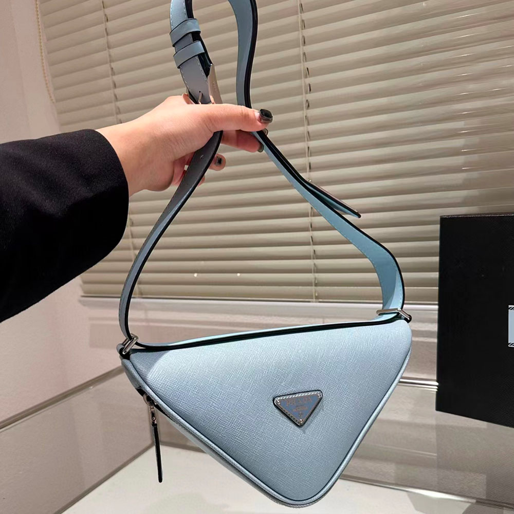 Prada Saffiano Triangle Waist Bag（Replica）