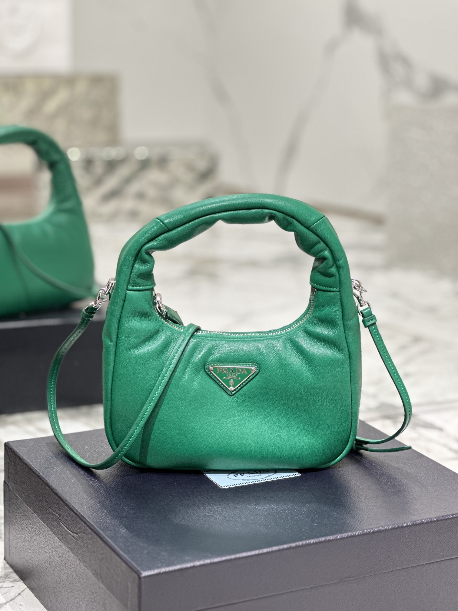 TOP PRADA Lambskin Hobo Bags 21x12.5x6.5cm - 3 Colors