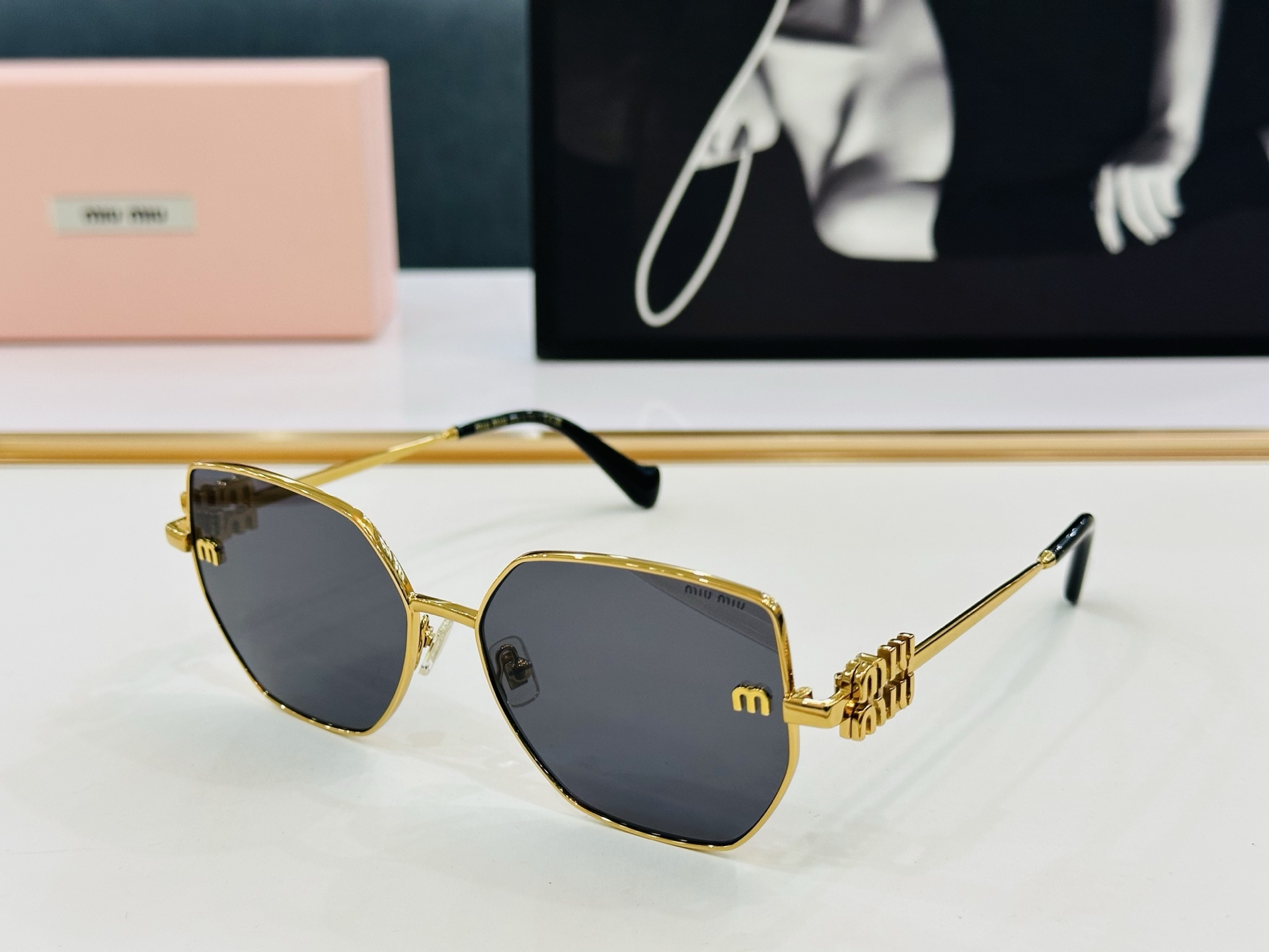 TOP Miu Miu Sunglasses - 6 Colors