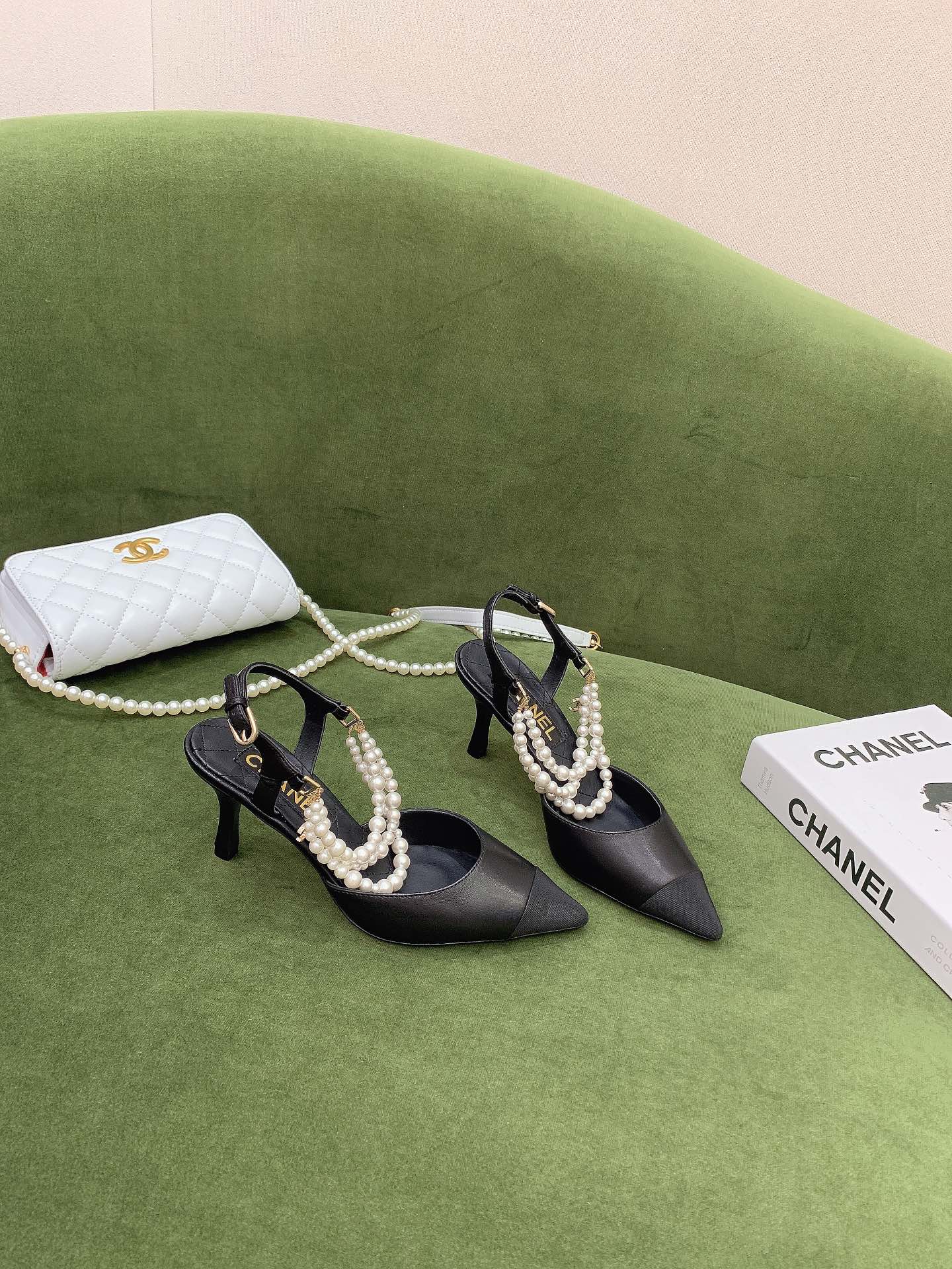 TOP CHANEL Pearl High Heels - 3 Colors - 8cm