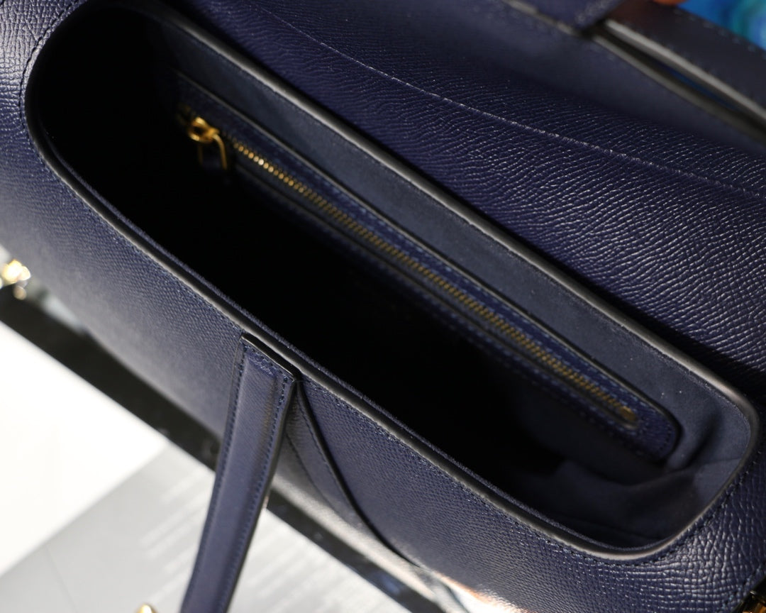 TOP Christian Dior Saddle Bag Medium - Navy Blue
