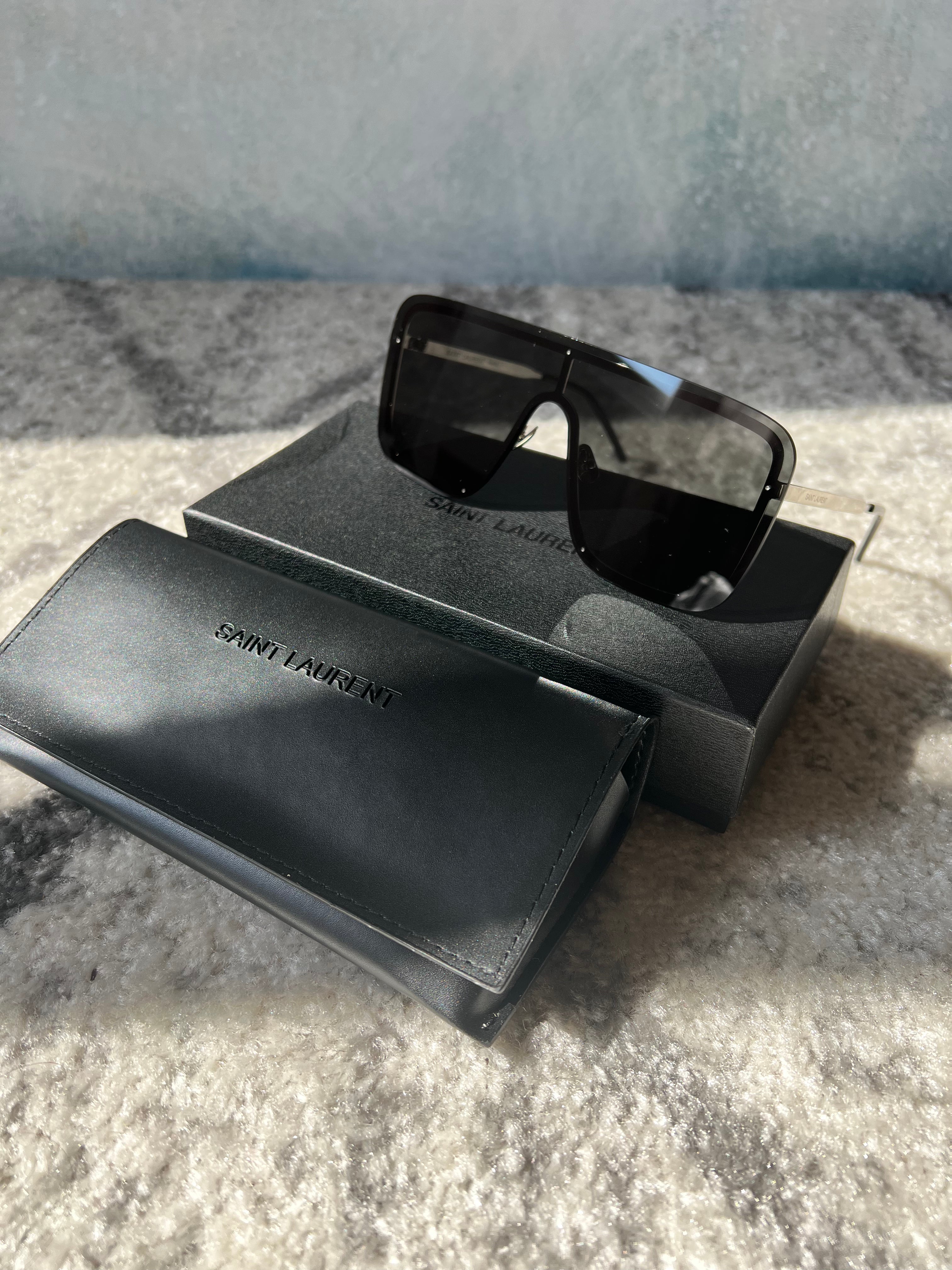 TOP Yves Saint Laurent YSL 364 Mask Sunglasses- Black
